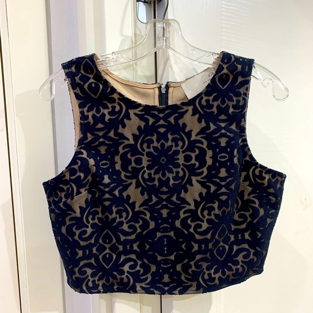 Elegant JOA crop top